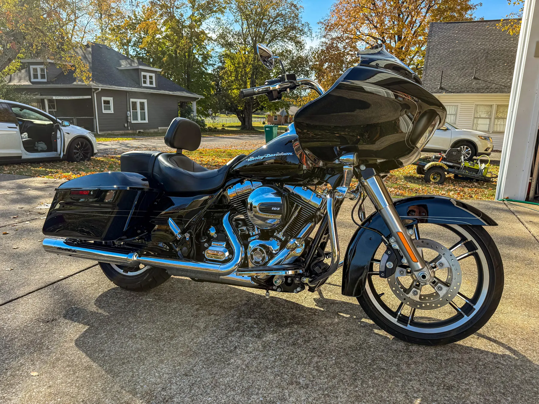 Motorcycle detailed by Sneaky Clean